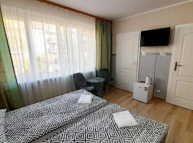 Iris Проживание в семье *