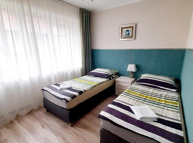 Проживание в семье Iris *