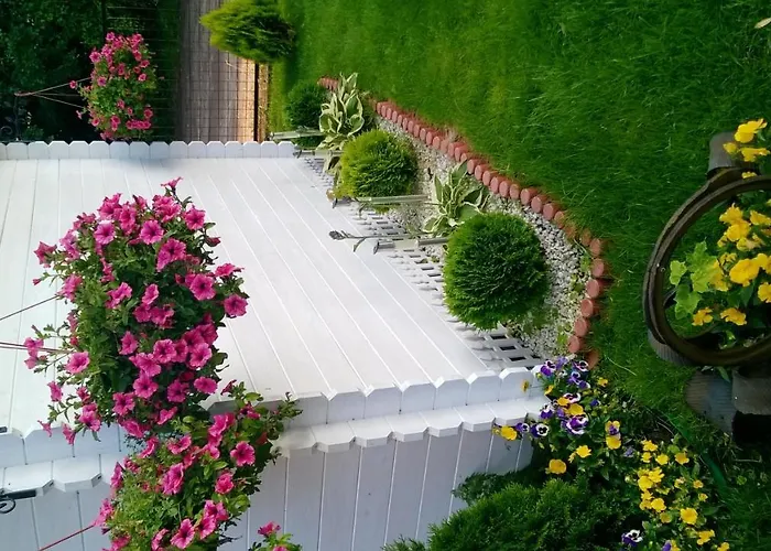 Iris Проживание в семье *