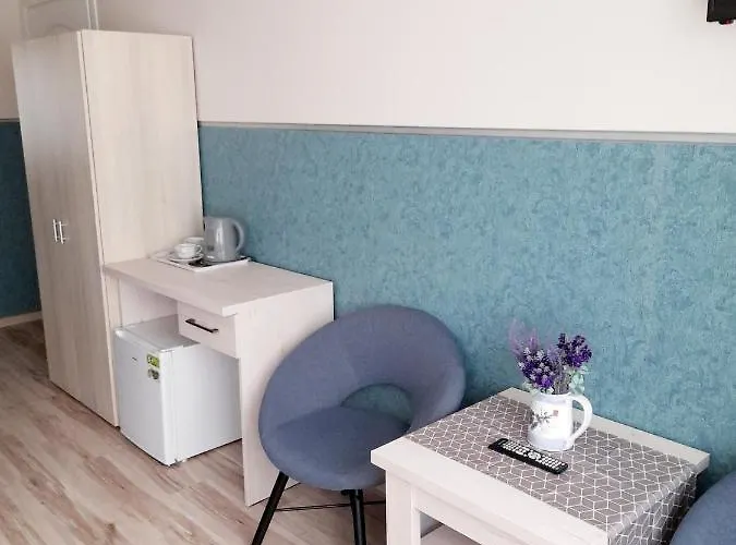 Iris Проживание в семье *